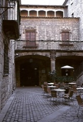 MUSEO TÉXTIL Y D'INDUMENTARIA