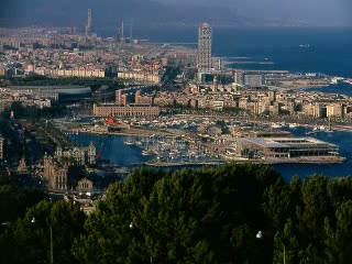 Aerial View · Port & Skyline